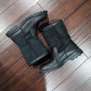 UGG black leather winter boots